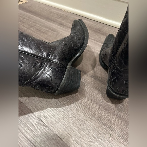 Circle G by Women's Black Filigree Embroidery Cowboy Snip Toe Boots size 8 - Picture 6 of 13